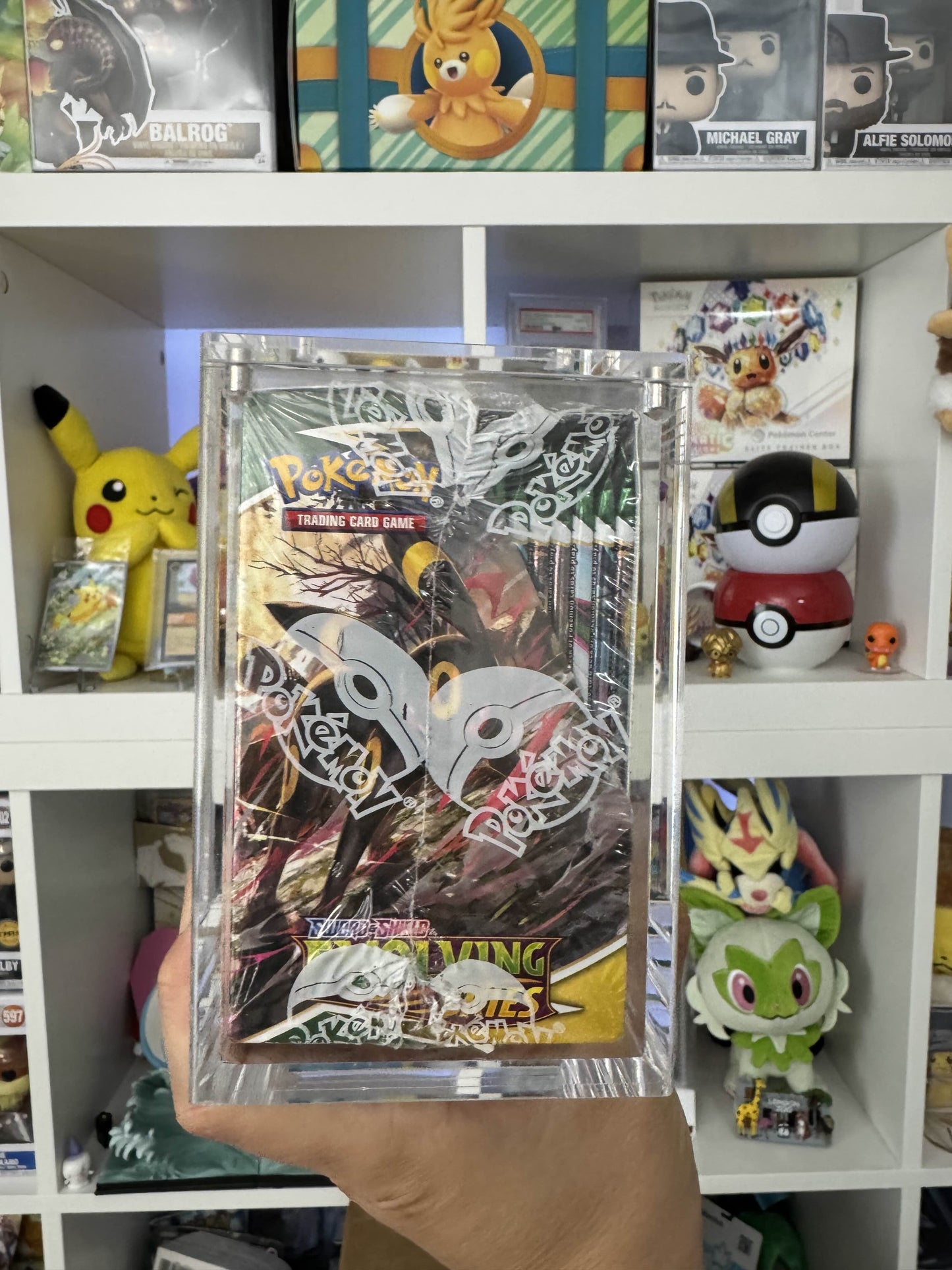 Pokemon TCG: Evolving Skies Booster Box
