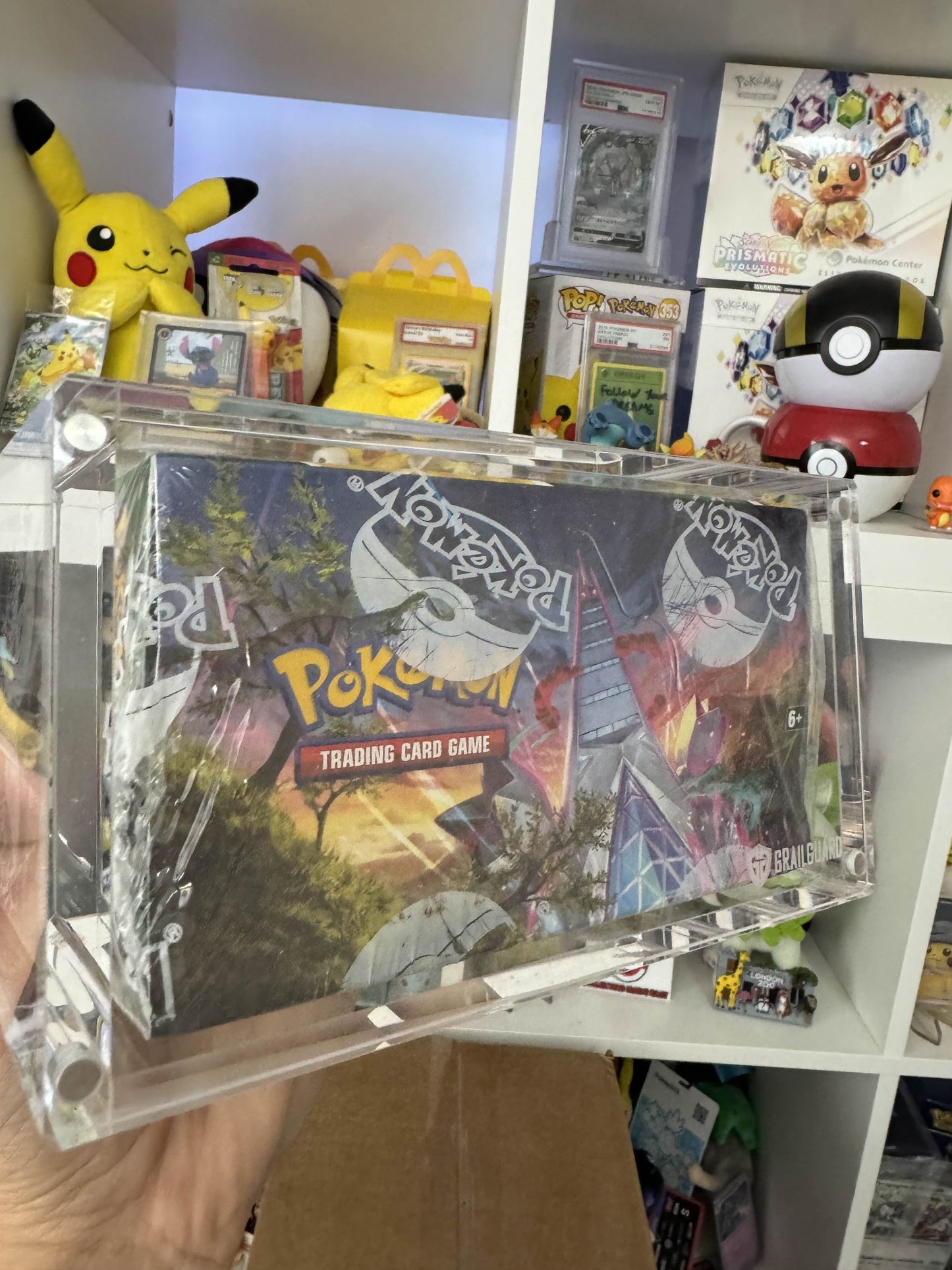 Pokemon TCG: Evolving Skies Booster Box